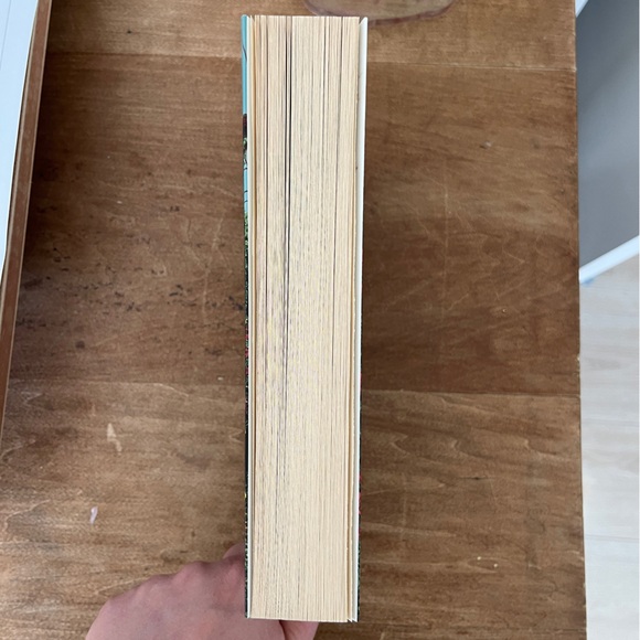 6/$30 The Last Garden in England by Julia Kelly paperback book - Picture 2 of 6